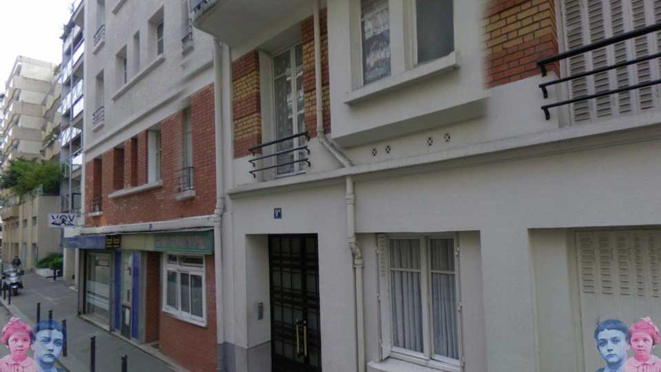 9 bis rue des Bergers Paris 15ème. 9 m2. WC sur le palier. 2 adultes, un bébé