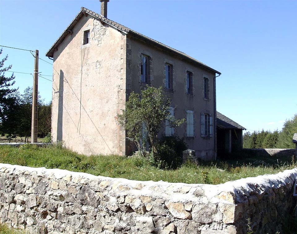 l'école des Eyrauds où ma mère Lucie CHARREYRON allait