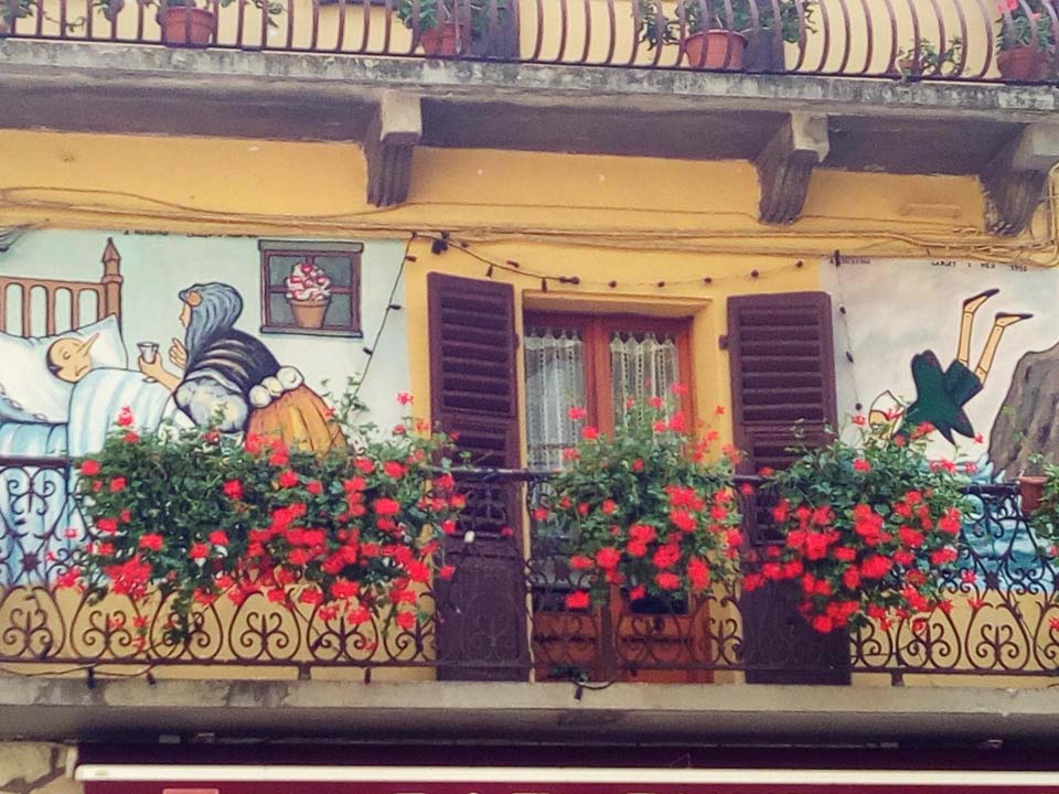 A Vernante les fresques de Pinocchio