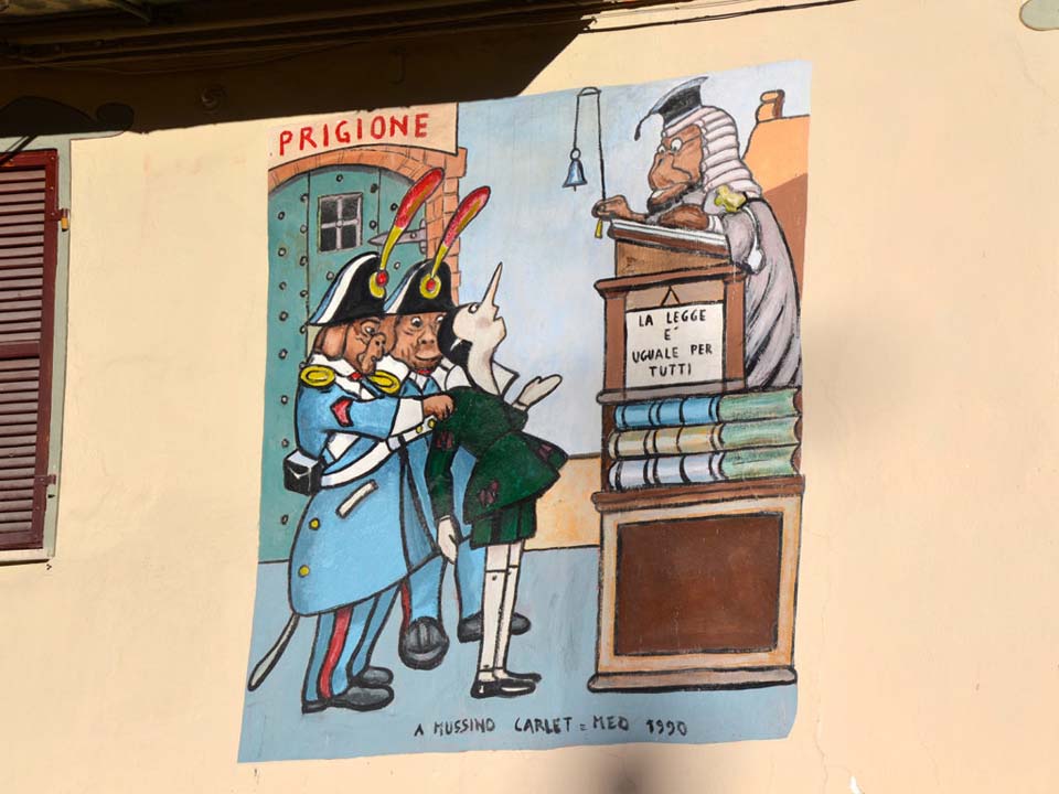 A Vernante les fresques de Pinocchio