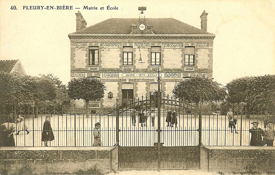 mairie école de Fleury-en-Bière