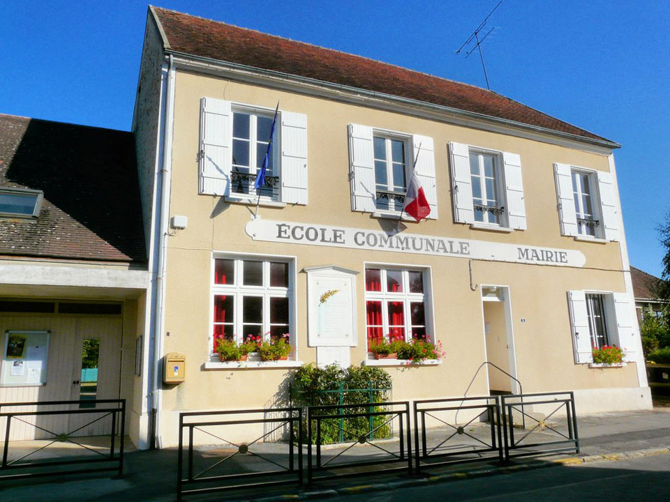 école-mairie de Pézarches