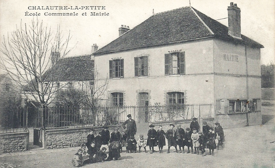 Ecole Communale et Mairie de Chalautre-la-Petite