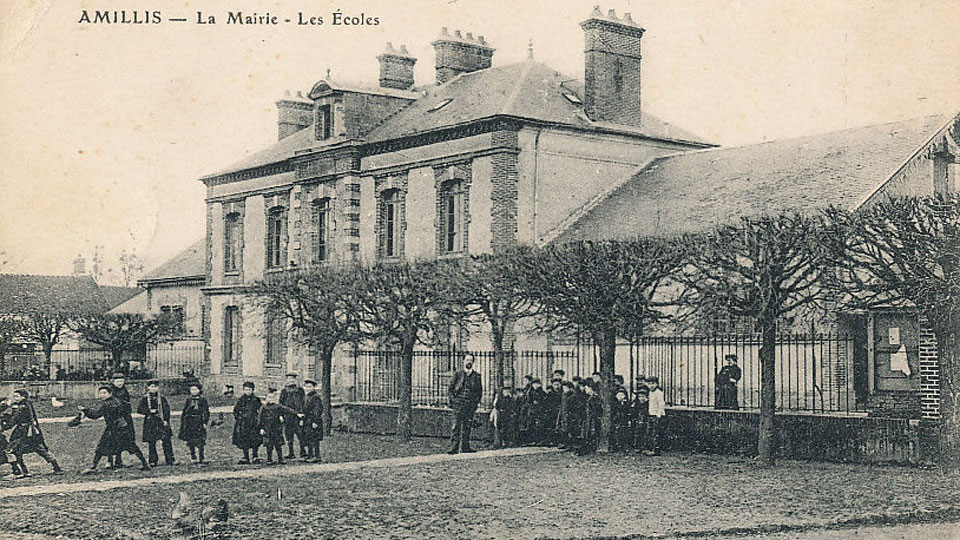 mairie-école d'Amillis