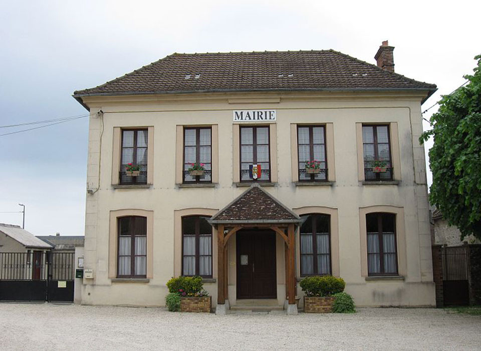 mairie école de Luisetaines
