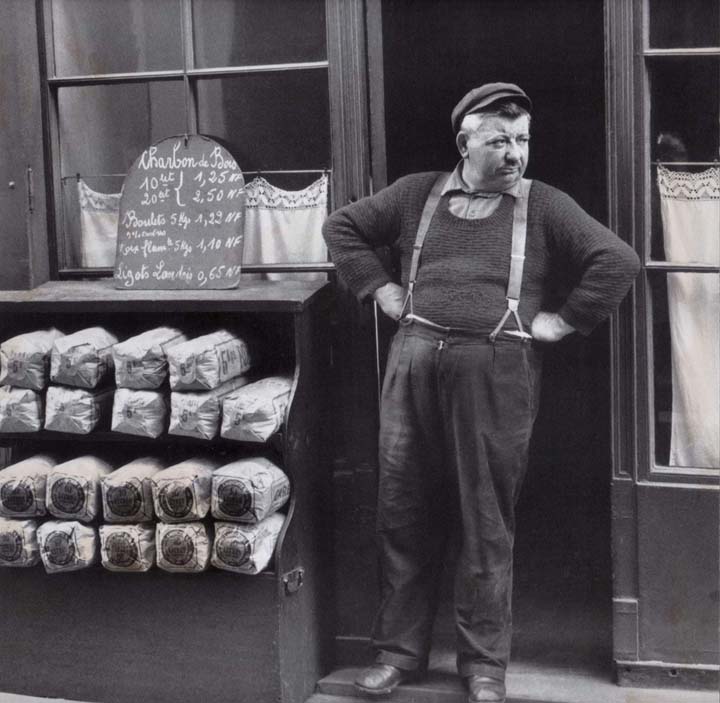 Un bougnat rue Mouffetard Paris au temps du charbon 1957