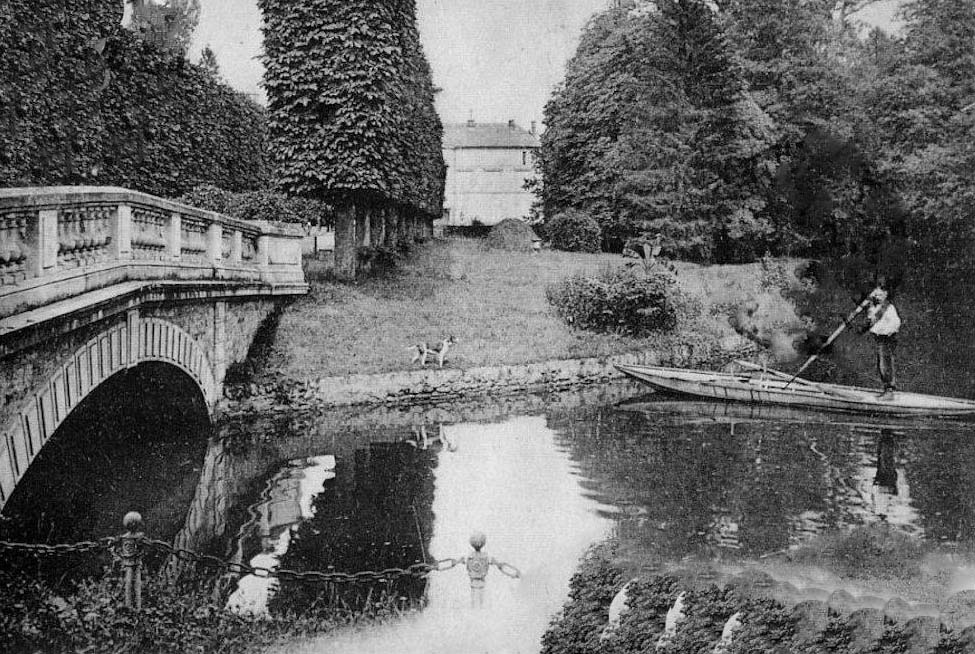 chteau de Grande Romaine  Lsigny - Frolles-Attilly - Ozoir-la-Ferrire (Seine-et-Marne) - Clos de la Vigne