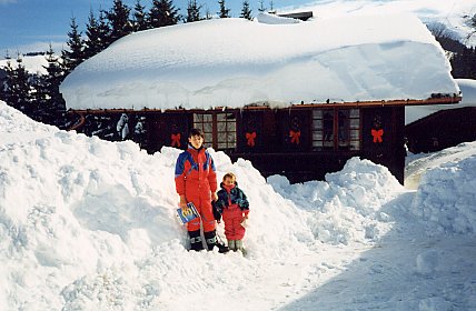 ( Le chalet en hiver )