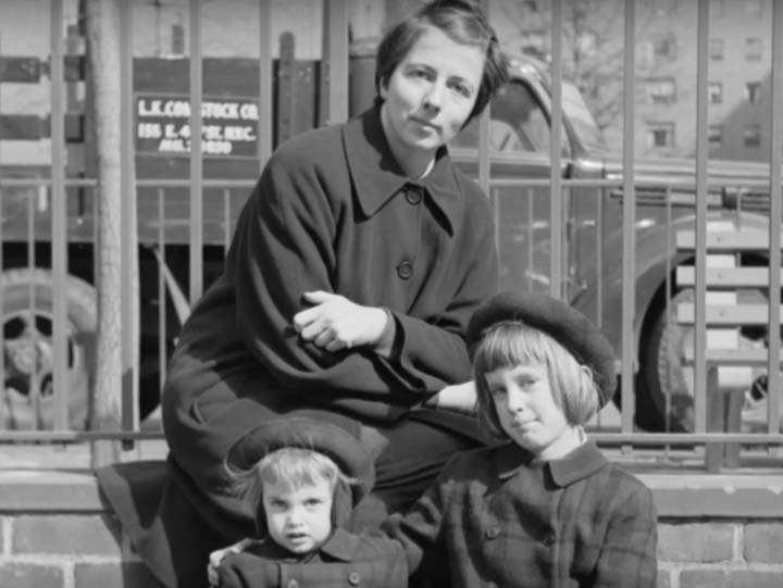 La mère et ses deux filles