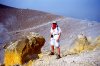 ( Vulcano : Fernande masquée en haut du Gran Cratere ) )