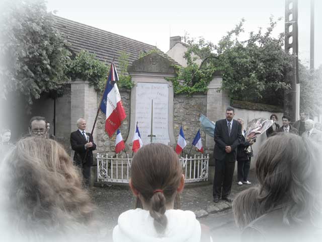 ( Crmonie du 8 mai 2007  Frolles-Attilly )