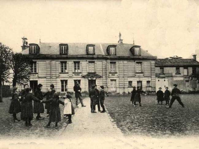 Frolles La Mairie-cole