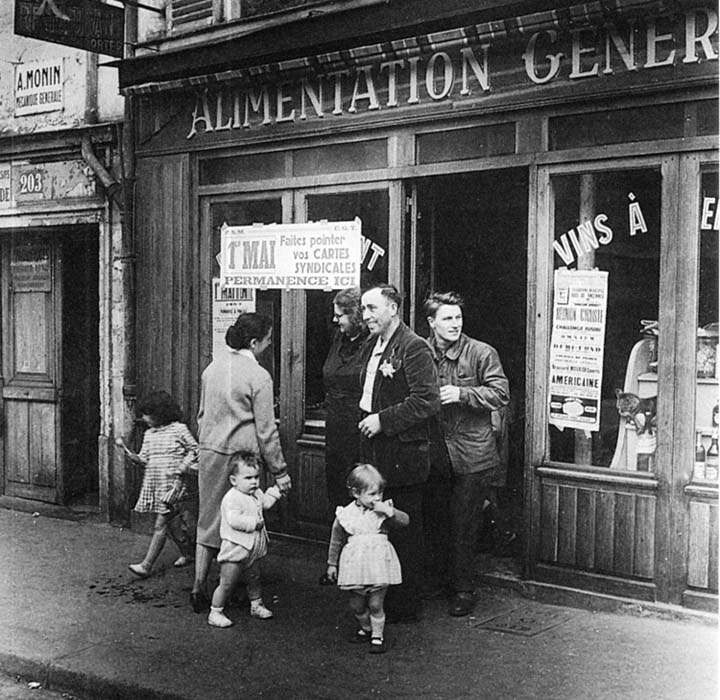 Paris Belleville un 1er mai années 1950