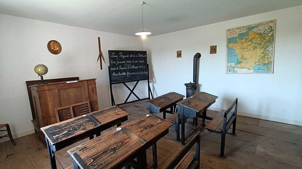 maison école musée Louis Pergaud à Belmont