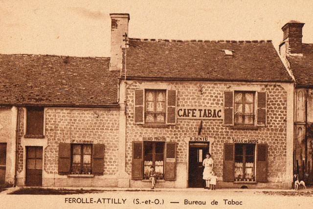 caf tabac tlphone billard ping-pong salle de danse de Frolle-Attilly (Seine-et-Oise) en 1946