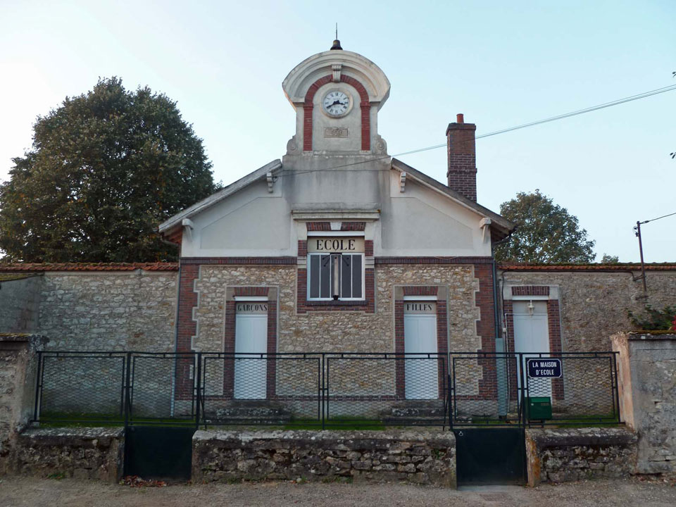 ancienne école de Pouilly-le-Fort - musée