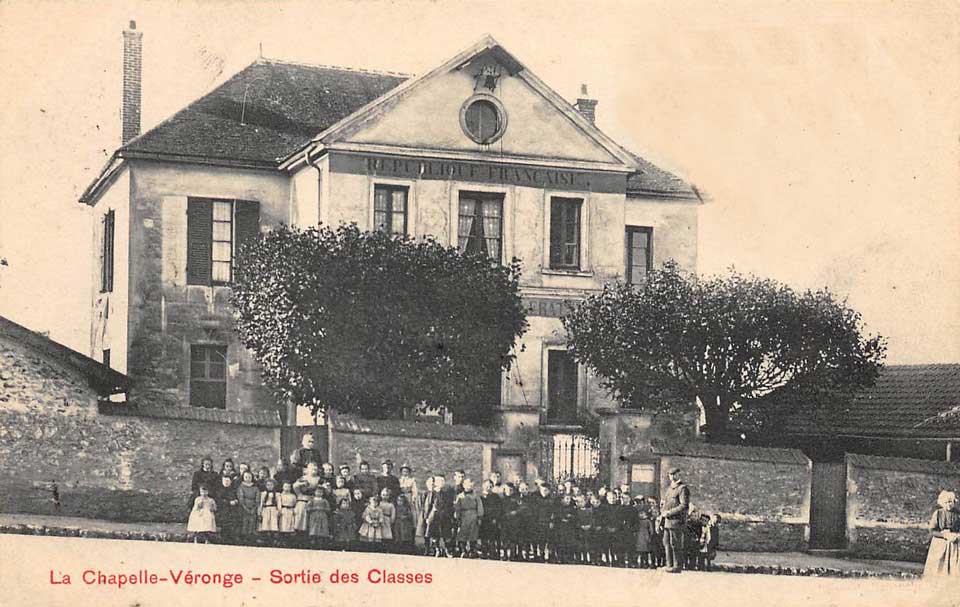 école et mairie de La Chapelle-Véronge