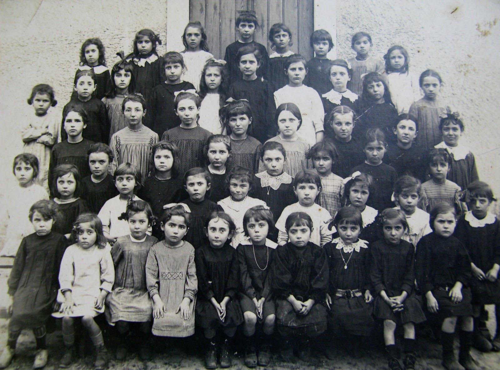 Classe à Pissos (Landes) en 1920 - 52 élèves